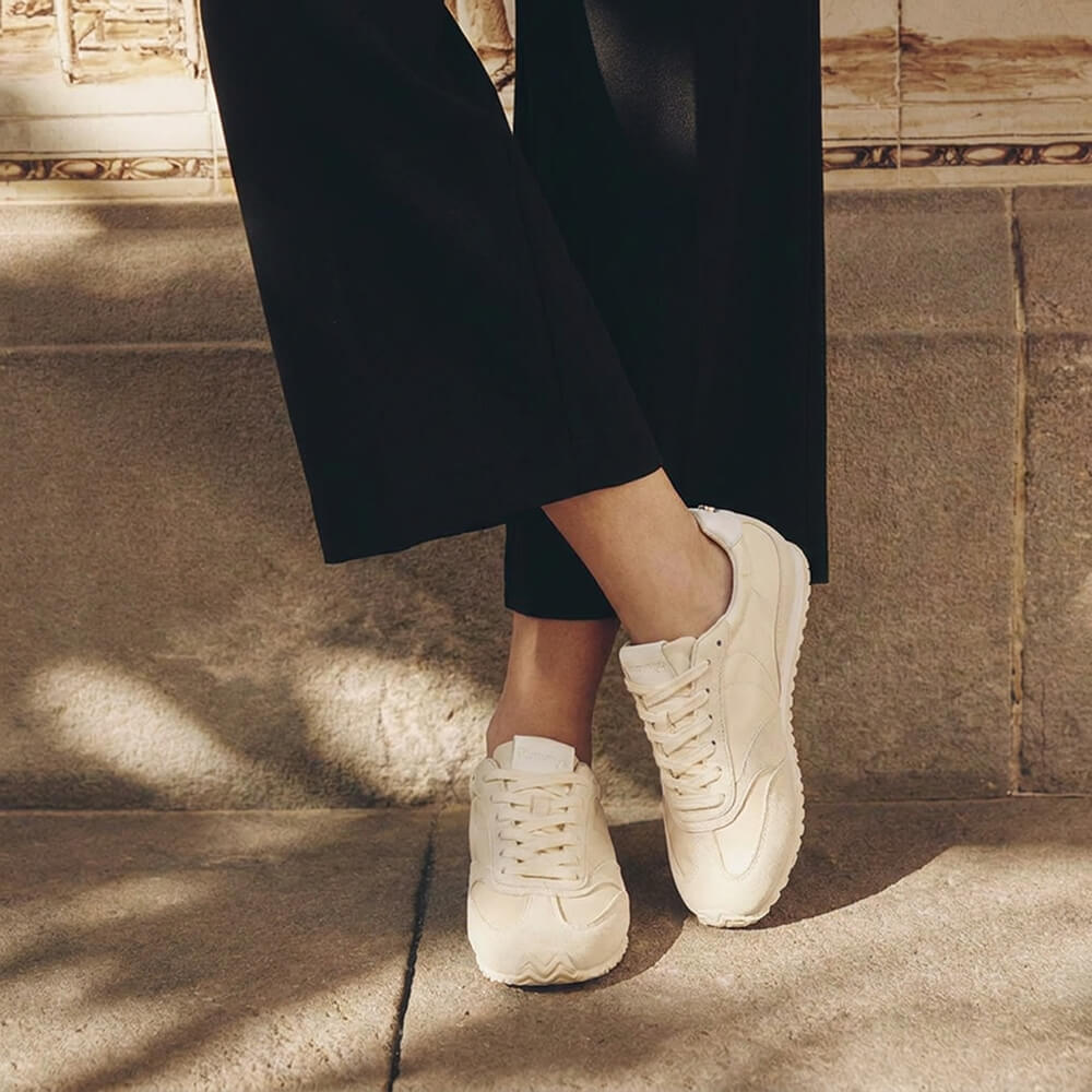 City Frame Sneaker